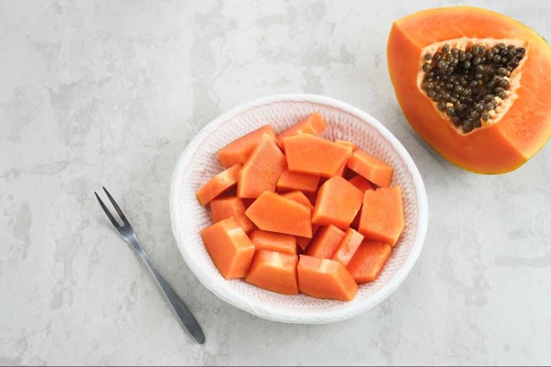 Does papaya run as a laxative for pooches