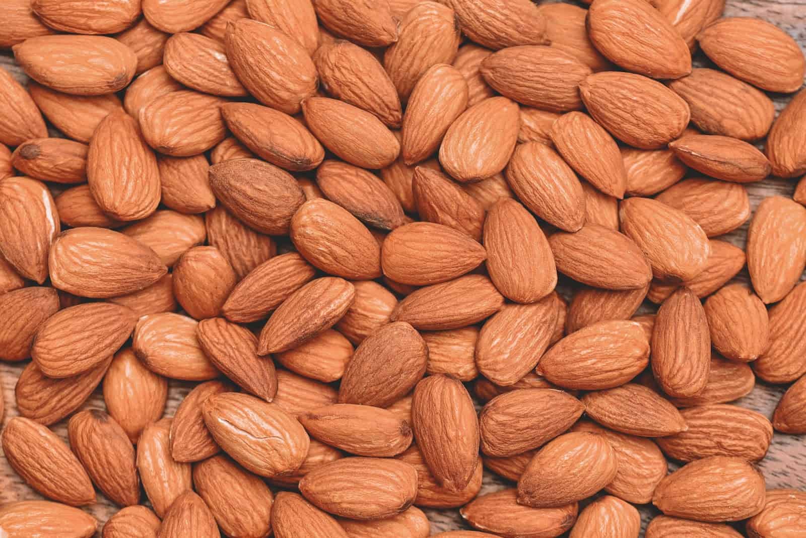 Healthy almonds for dog nutrition and treats, ideal for pet owners seeking nutritious snacks.