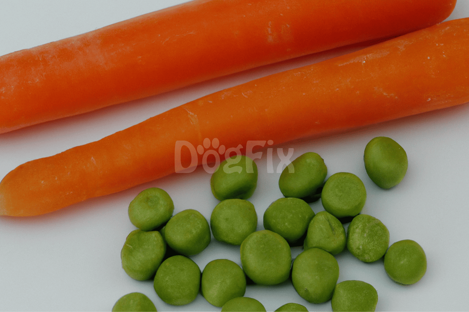 Healthy carrots and green peas for dogs, rich in vitamins and fiber for optimal health.